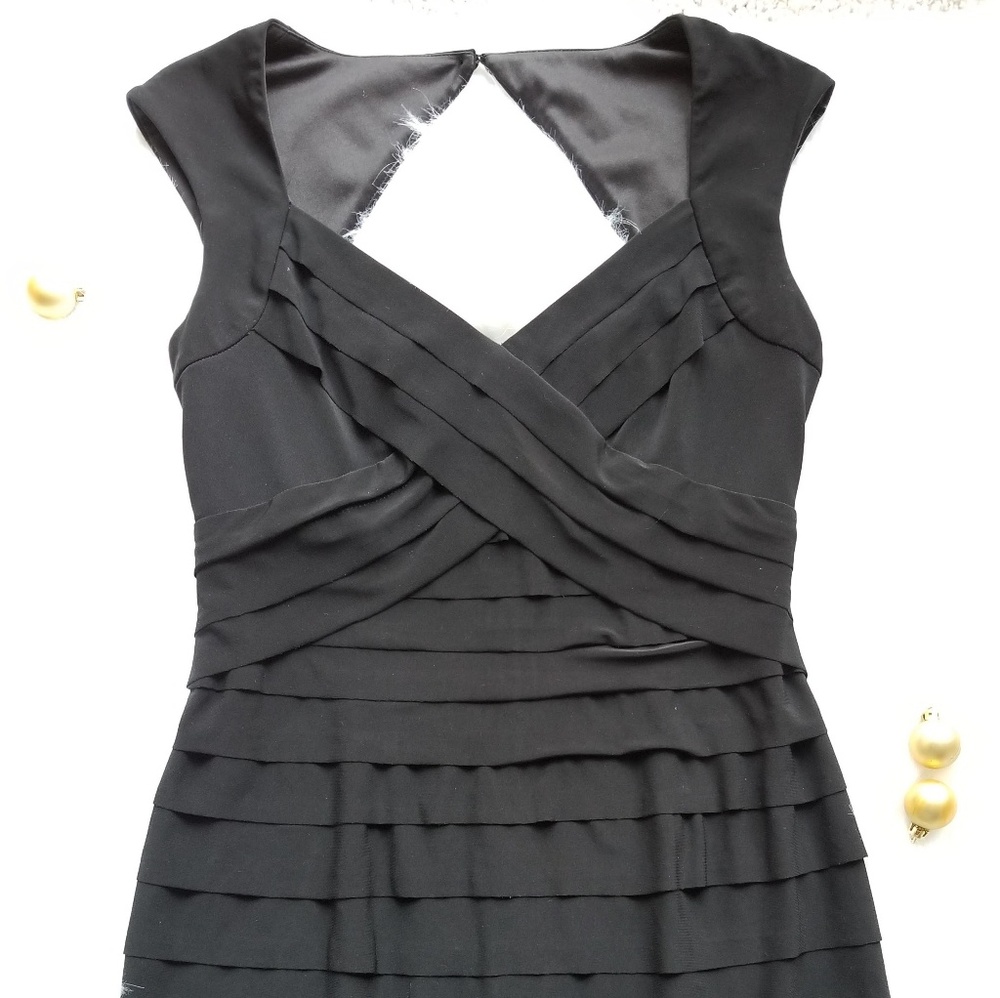 JONES WEAR Little Black Dress